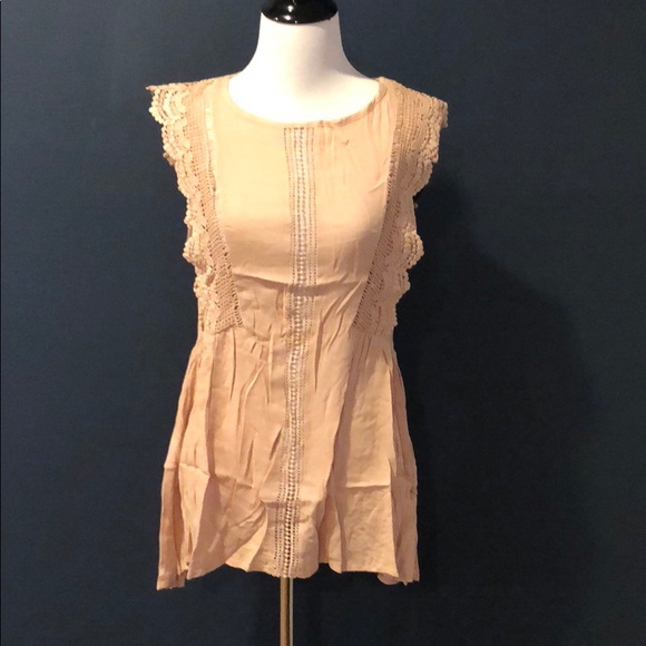 Beige Flutter Blouse [LAST ONE] - Picture 3 of 7